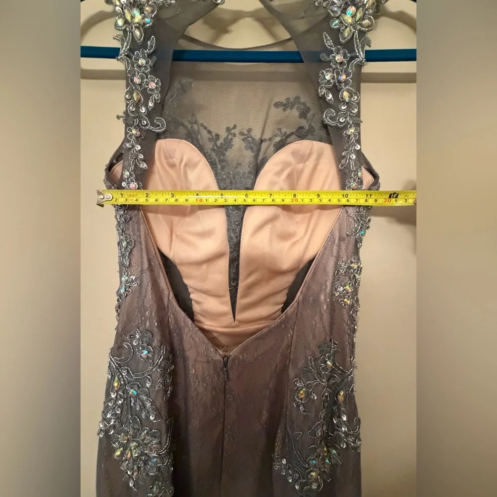 Jovani 98665 prom dress in gunmetal grey. Lace underlay & illusion neckline Sz 6 - Picture 15 of 16
